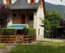 Spain Aragón Villanúa vacation rental compare prices direct by owner 6395321