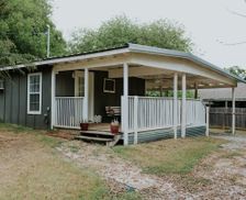 United States Texas Denton vacation rental compare prices direct by owner 835892