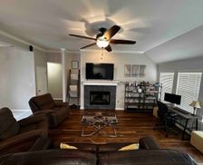 United States Texas Pflugerville vacation rental compare prices direct by owner 2634894