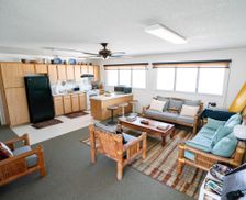 United States Hawaii Aiea vacation rental compare prices direct by owner 48606