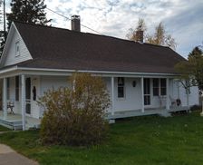 United States Michigan Grand Marais vacation rental compare prices direct by owner 252535