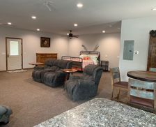 United States Missouri Joplin vacation rental compare prices direct by owner 2750350