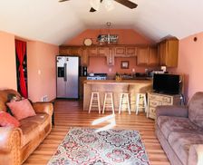 United States Wyoming Cody vacation rental compare prices direct by owner 687847