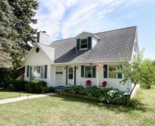 United States Michigan Beulah vacation rental compare prices direct by owner 1162369