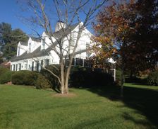 United States Virginia Warrenton vacation rental compare prices direct by owner 1340385