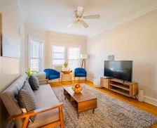 United States Illinois Chicago vacation rental compare prices direct by owner 11490422