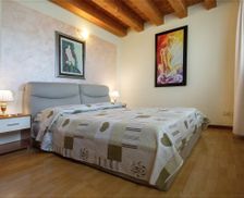 Italy Veneto Vicenza vacation rental compare prices direct by owner 4659179
