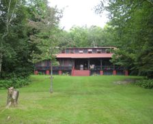 United States New York Lyon Mountain vacation rental compare prices direct by owner 2501831