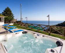 Italy Campania Furore vacation rental compare prices direct by owner 6449577