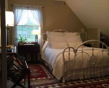 United States New York Queensbury vacation rental compare prices direct by owner 328394