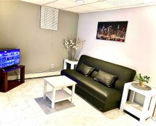 United States New York Elmont vacation rental compare prices direct by owner 10613604