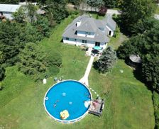 United States Pennsylvania Tobyhanna vacation rental compare prices direct by owner 11638957