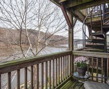 United States Virginia Occoquan vacation rental compare prices direct by owner 1284112