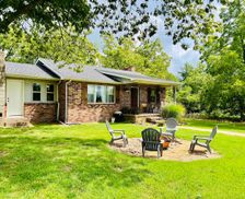 United States Arkansas Harrison vacation rental compare prices direct by owner 12029341