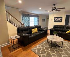 United States Illinois Moline vacation rental compare prices direct by owner 23841401