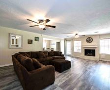 United States Texas Houston vacation rental compare prices direct by owner 4793058