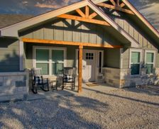 United States Texas Canyon Lake vacation rental compare prices direct by owner 9707897