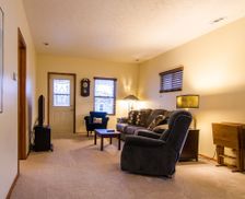 United States Ohio Cleveland vacation rental compare prices direct by owner 742102