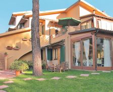 Italy Tuscany Montescudaio vacation rental compare prices direct by owner 4926619