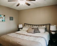 United States South Dakota Sioux Falls vacation rental compare prices direct by owner 1237210