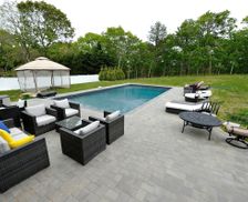 United States New York Hampton Bays vacation rental compare prices direct by owner 11730343