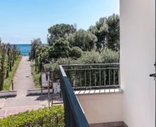 Italy Lazio Sperlonga vacation rental compare prices direct by owner 30008681