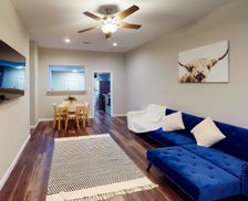 United States Texas Arlington vacation rental compare prices direct by owner 10178098