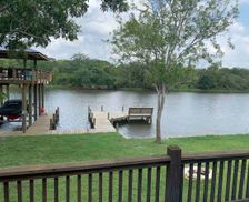 United States Texas Brazoria vacation rental compare prices direct by owner 2445230