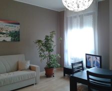 Italy Lombardia Milano vacation rental compare prices direct by owner 4015907