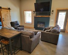 United States South Dakota Yankton vacation rental compare prices direct by owner 25426497