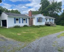 United States New York Hoosick Falls vacation rental compare prices direct by owner 2419279