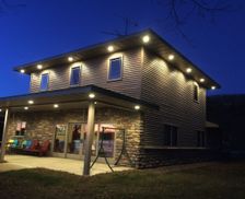 United States Wisconsin Cassville vacation rental compare prices direct by owner 693347