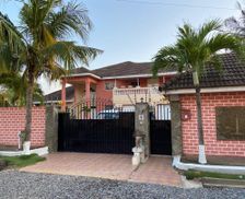 Ghana Accra Greater Accra Region vacation rental compare prices direct by owner 5747045