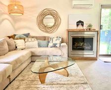 Australia Victoria Point Lonsdale vacation rental compare prices direct by owner 11635035