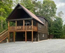 United States New York Lyons Falls vacation rental compare prices direct by owner 2375267