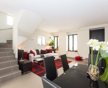 France Île-de-France Boulogne-Billancourt vacation rental compare prices direct by owner 23593245