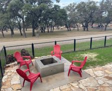 United States Texas Johnson City vacation rental compare prices direct by owner 11461171