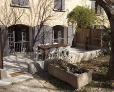 France Provence-Alpes-Côte d'Azur Cavaillon vacation rental compare prices direct by owner 6498111