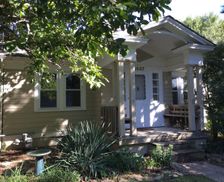 United States Kansas Kansas City vacation rental compare prices direct by owner 753573