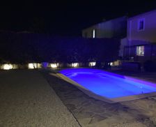 France Provence-Alpes-Côte d'Azur Hyères vacation rental compare prices direct by owner 4919955