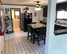United States New York Orchard Park vacation rental compare prices direct by owner 1246061