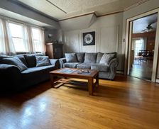 United States Wisconsin Milwaukee vacation rental compare prices direct by owner 2678854