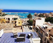 Italy Sicilia Castellammare del Golfo vacation rental compare prices direct by owner 14543890