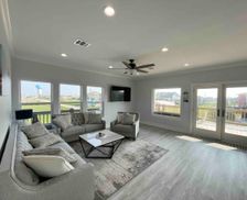 United States Texas Bolivar Peninsula vacation rental compare prices direct by owner 27958165