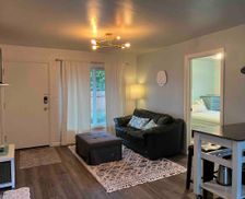 United States Oregon Coos Bay vacation rental compare prices direct by owner 24074044