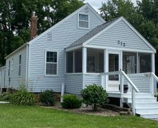 United States Iowa Clear Lake vacation rental compare prices direct by owner 1847141