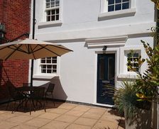 United Kingdom Hampshire Lymington vacation rental compare prices direct by owner 5168606