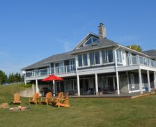 United States Vermont Alburgh vacation rental compare prices direct by owner 337000