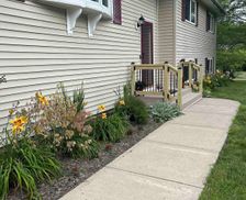 United States Ohio Chardon vacation rental compare prices direct by owner 485387