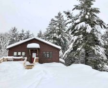 United States Vermont Lowell vacation rental compare prices direct by owner 294826